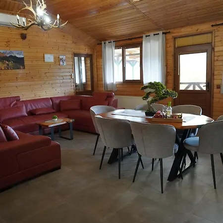 Planinski Polah House בית נופש דבין